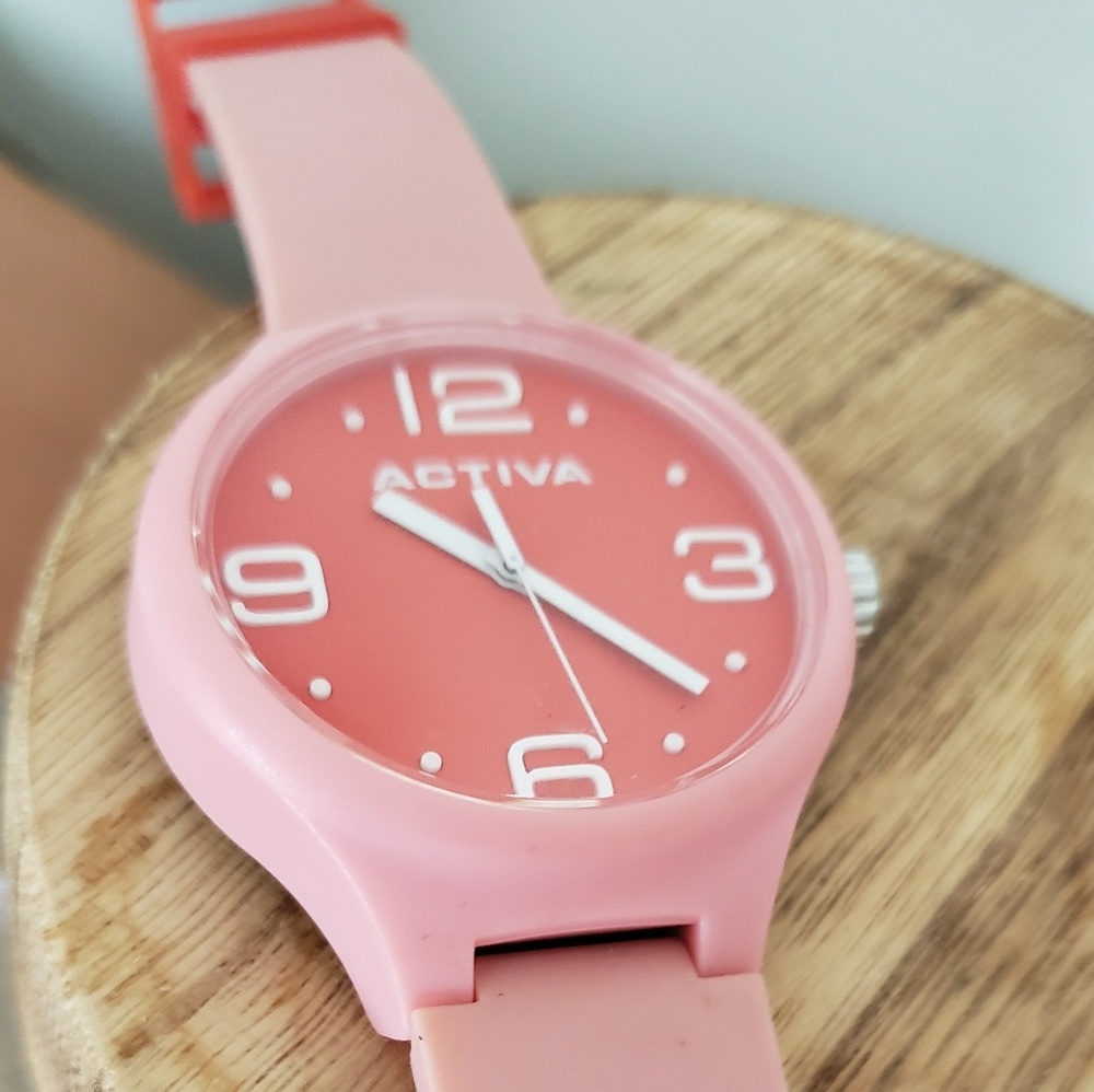 Activa women's watch